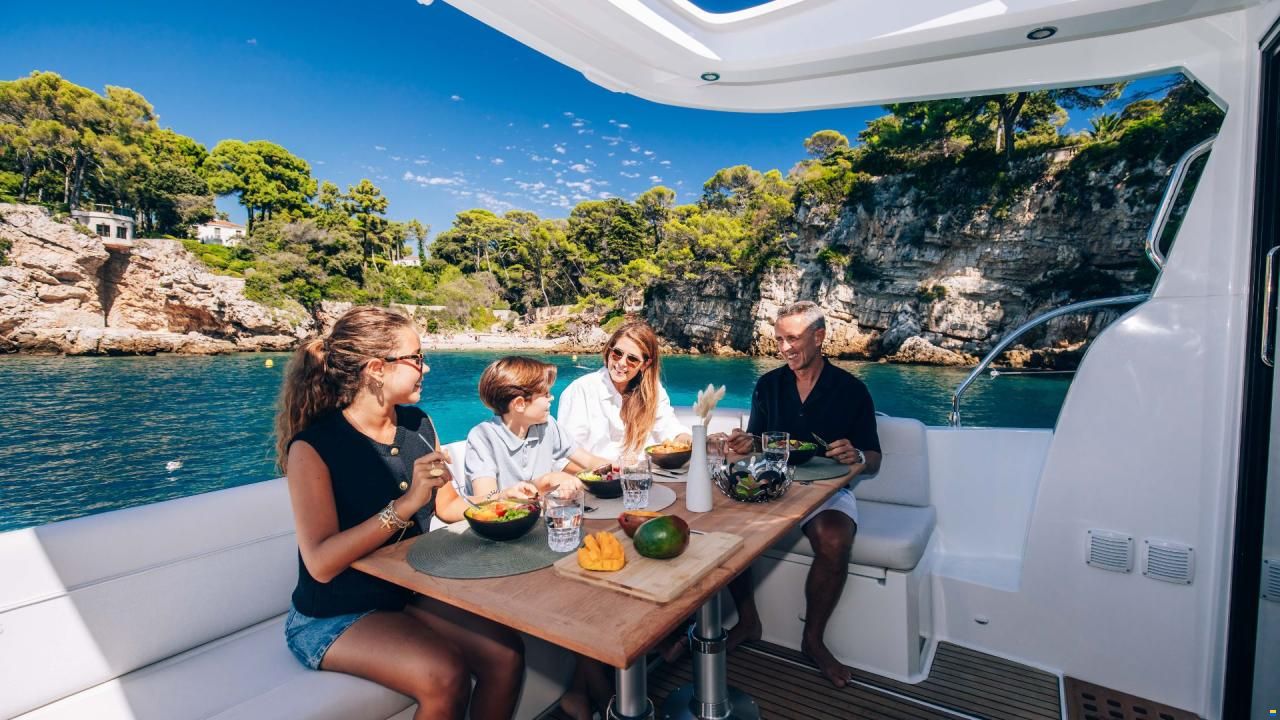 Beneteau ANTARES 12 COUPE