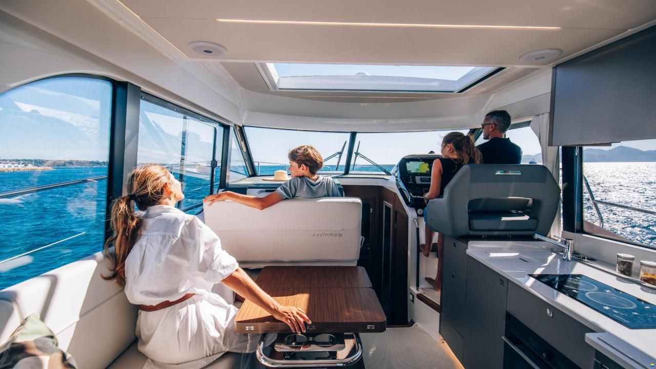 Beneteau ANTARES 12 COUPE