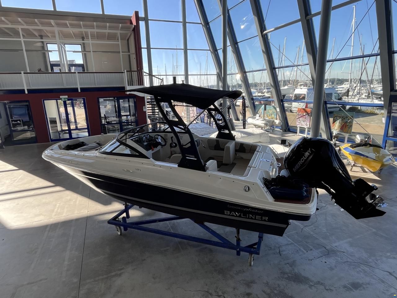 Bayliner VR4 Outboard