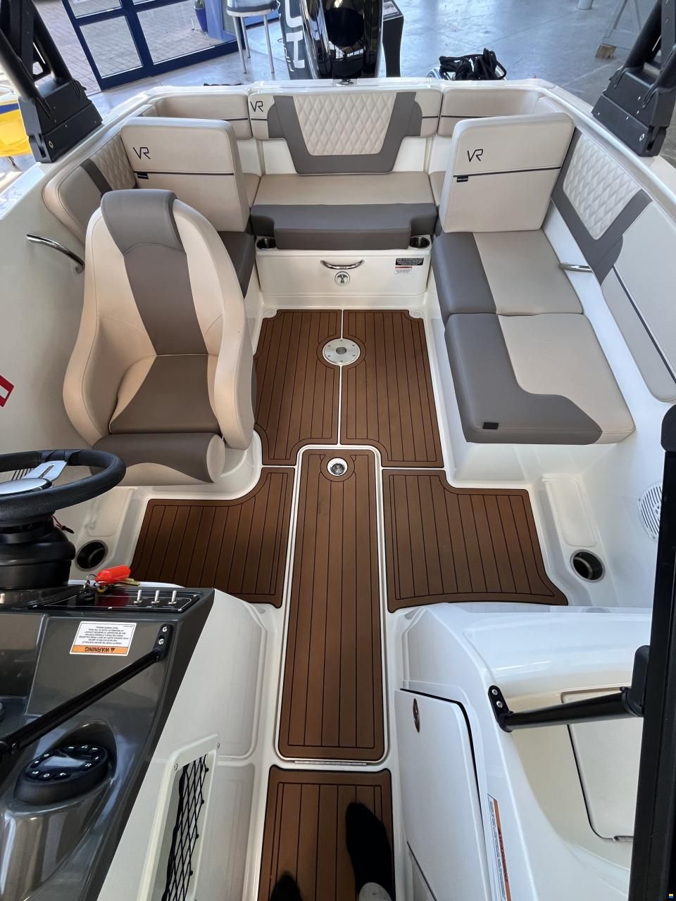 Bayliner VR4 Outboard