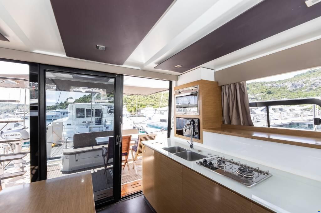 Fountaine Pajot MY 37