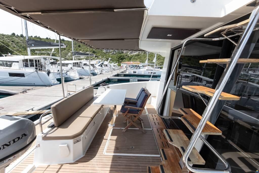 Fountaine Pajot MY 37