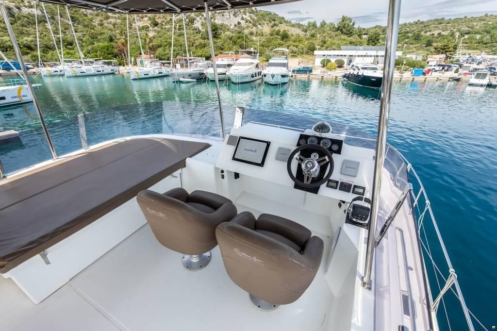Fountaine Pajot MY 37