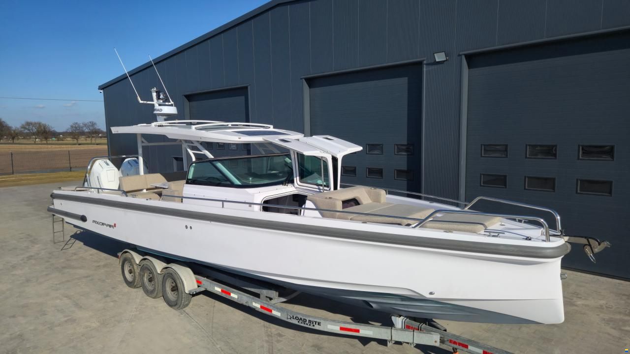 Axopar 37 Sun Top