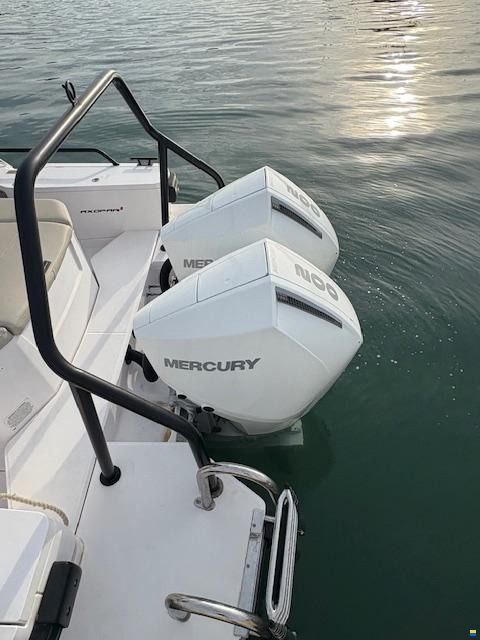 Axopar 28 T-TOP
