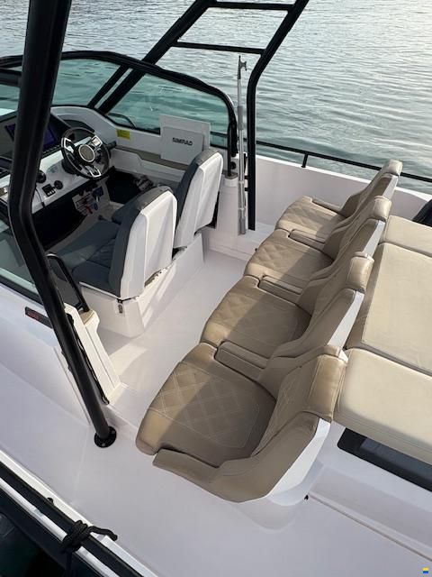 Axopar 28 T-TOP