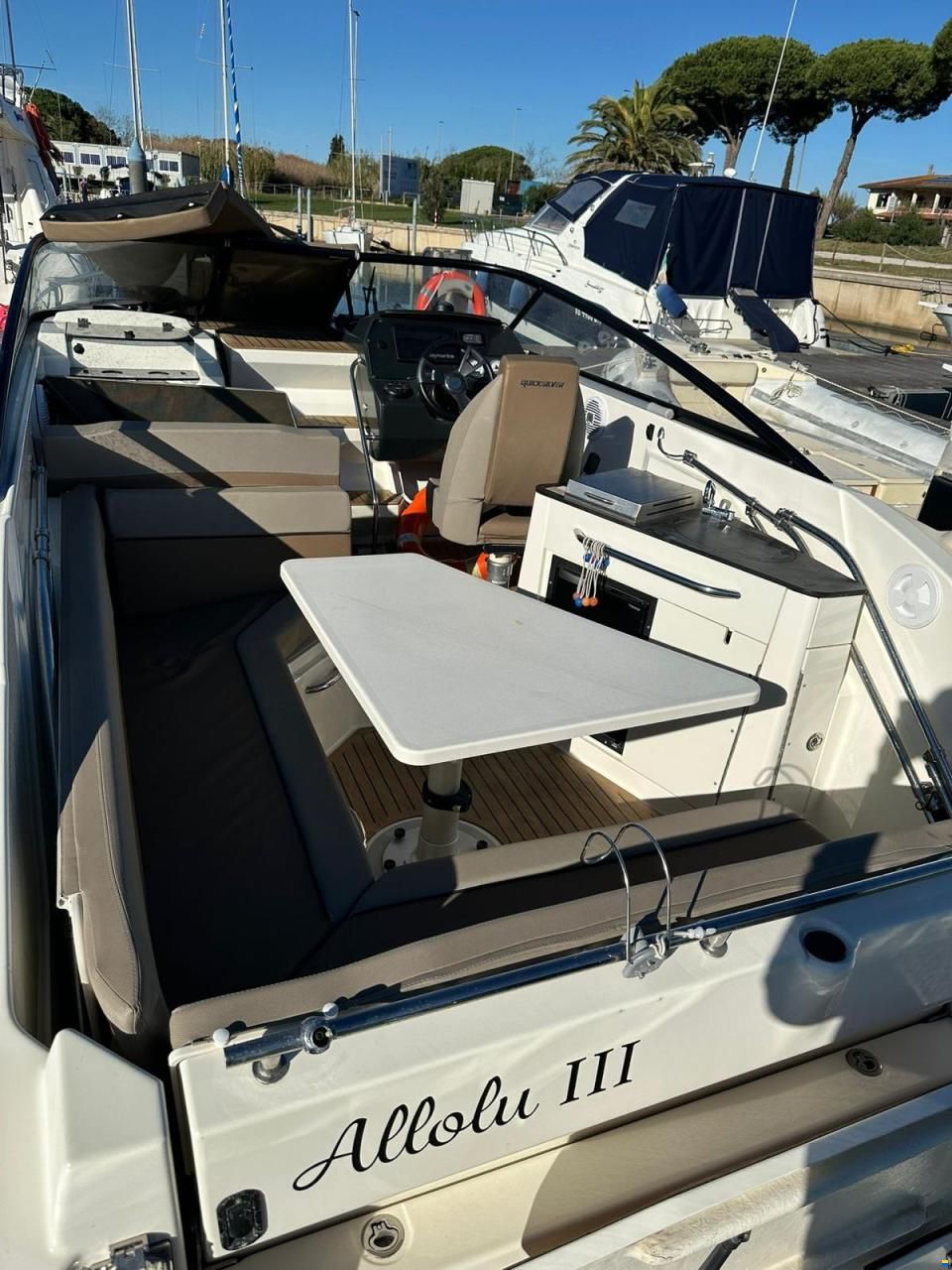 Quicksilver Activ 805 Cruiser