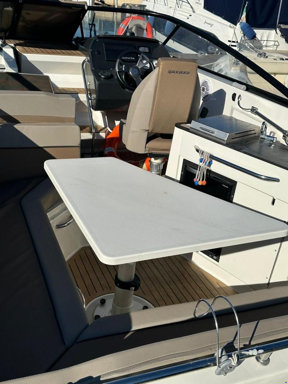 Quicksilver Activ 805 Cruiser