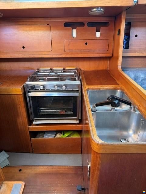 Cantiere del Pardo Grand Soleil 35