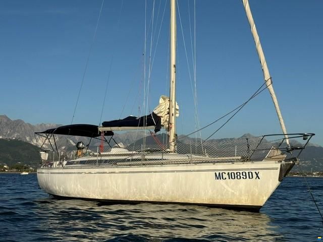 Cantiere del Pardo Grand Soleil 35