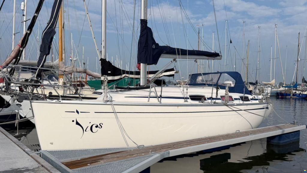 Bavaria 30