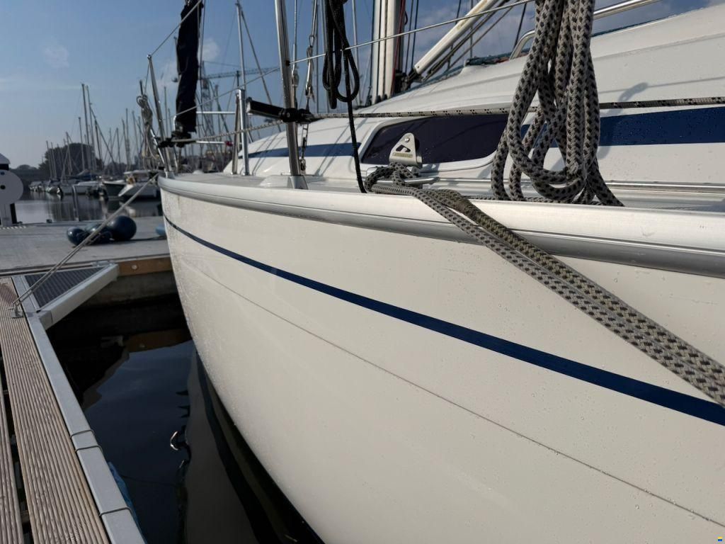 Bavaria 30