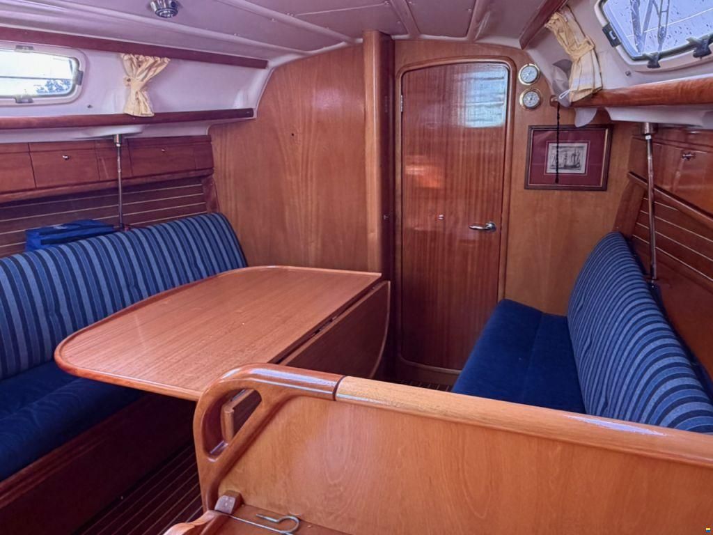Bavaria 30