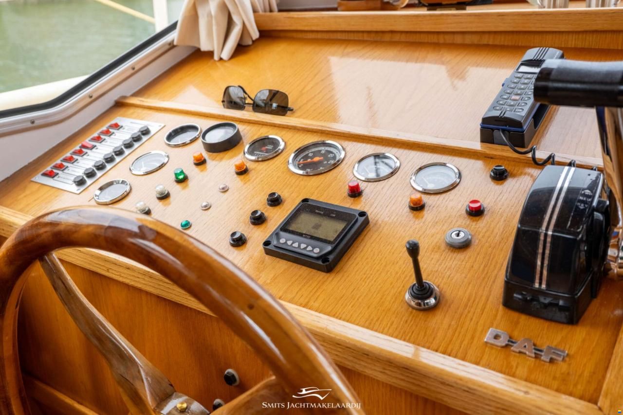 Monty Bank Kotter 42 AK Cabrio