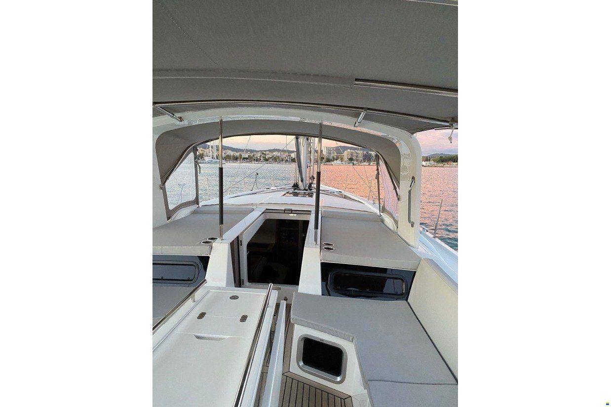 Beneteau Oceanis 51.1