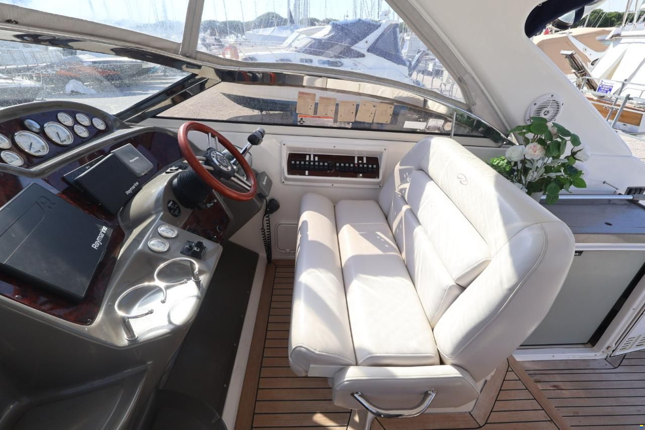 Regal 3760