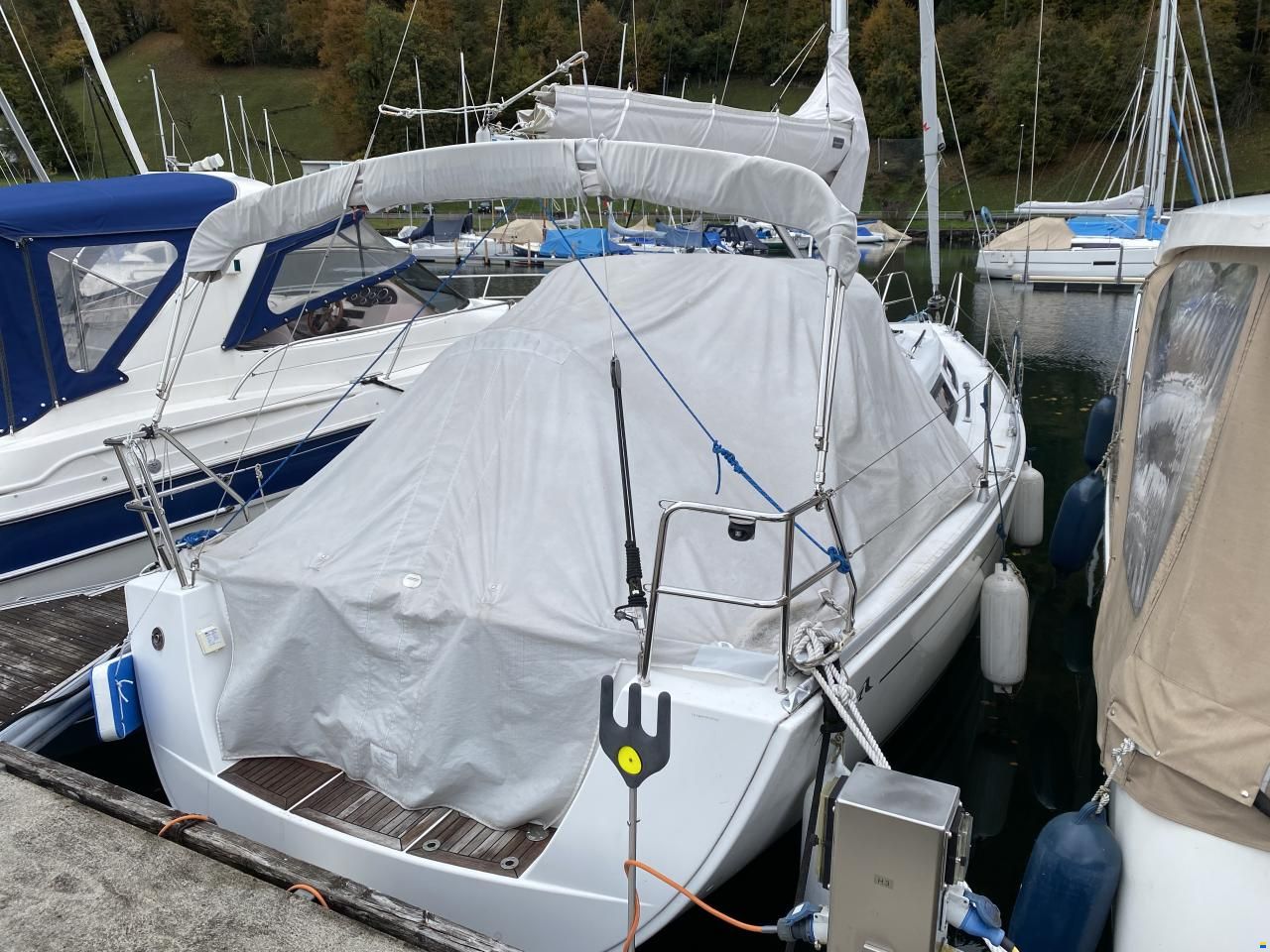 Hanse 325