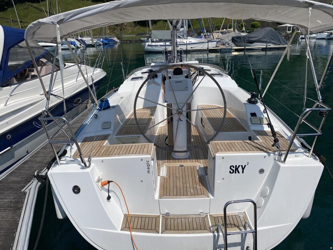 Hanse 325