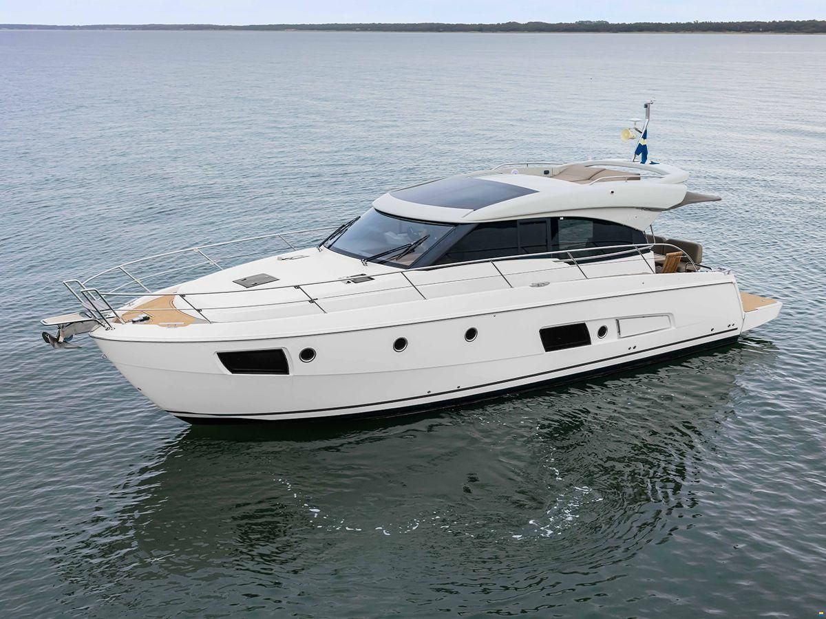 Bavaria Virtess 420 Coup&eacute;