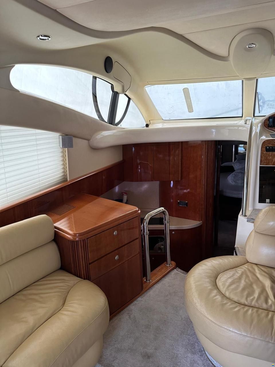 Azimut 42 FLY