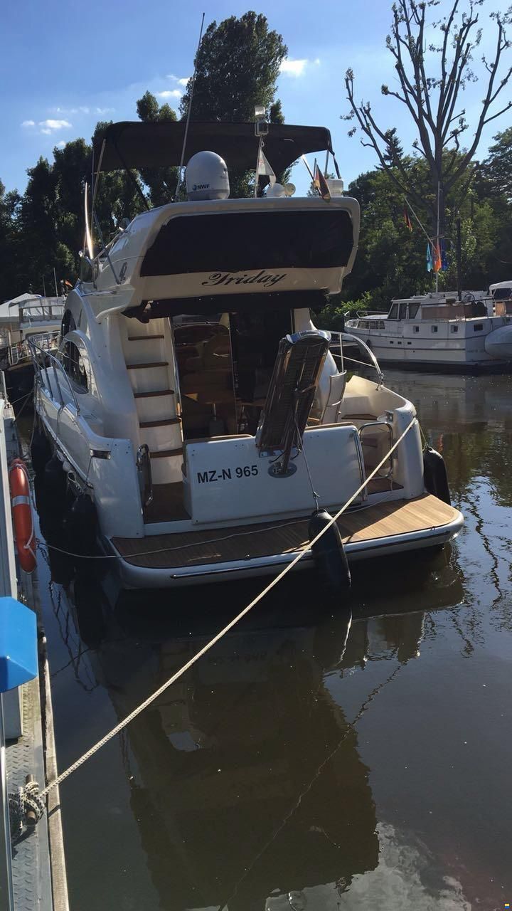 Azimut 42 FLY