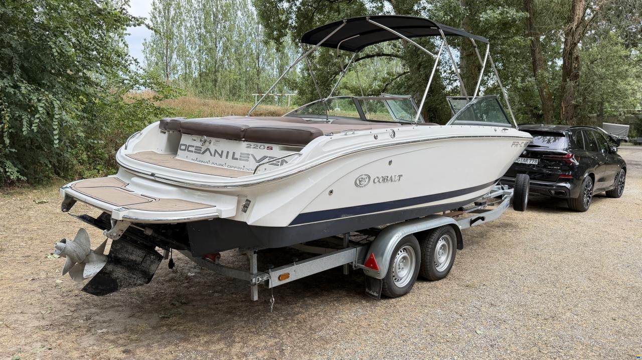 Cobalt 220 S
