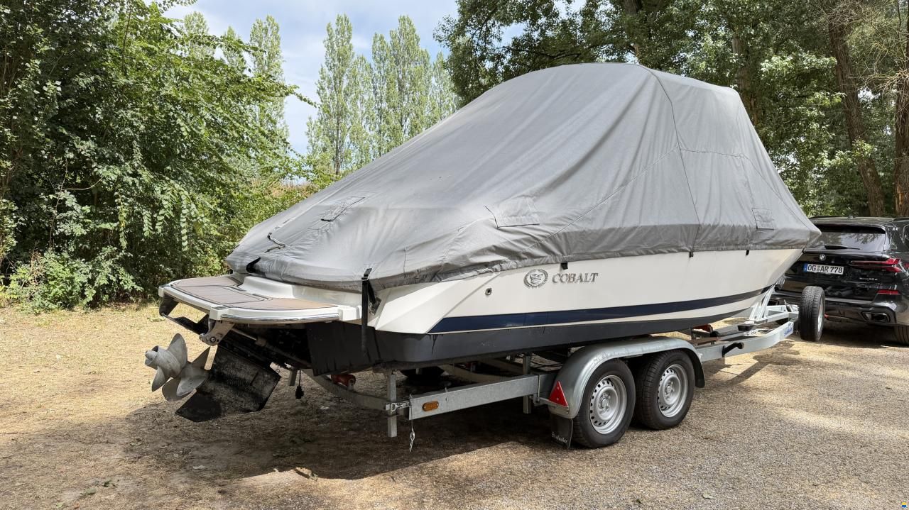 Cobalt 220 S