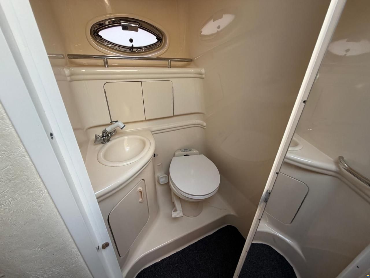 Sea Ray 315 Sundancer