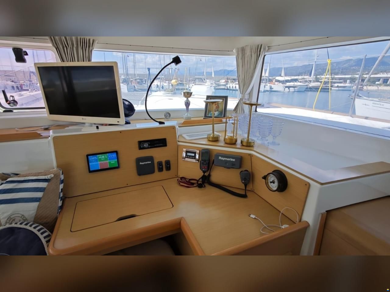 Lagoon 400