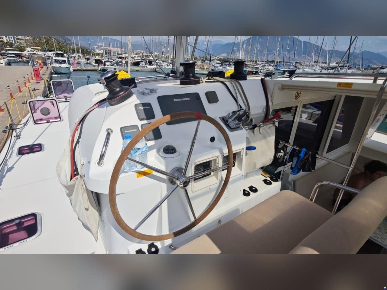 Lagoon 400