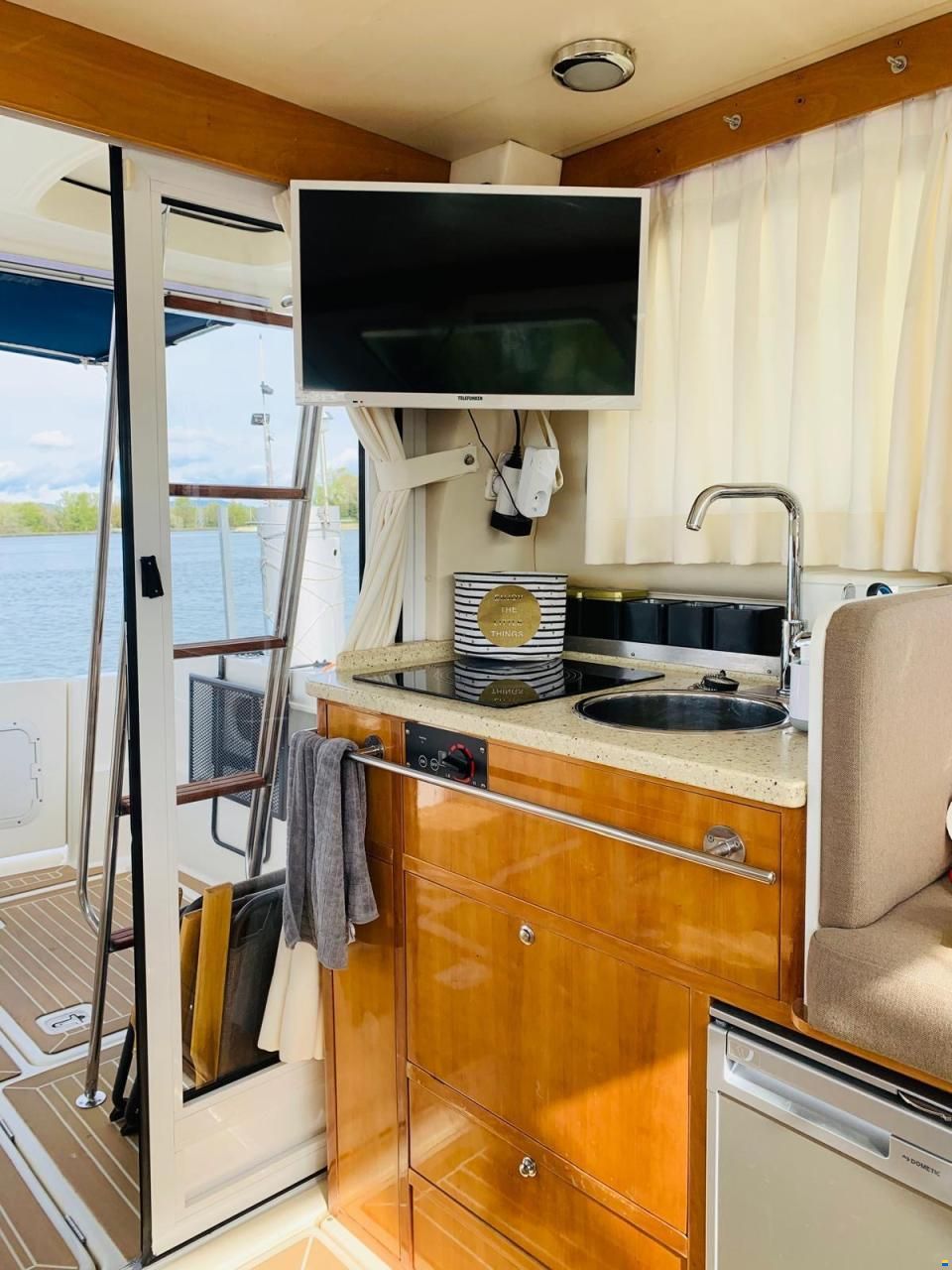 Rodman 970 Sport FLY Fisher