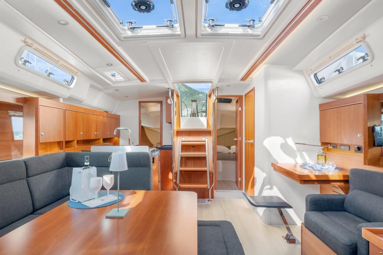Hanse 455