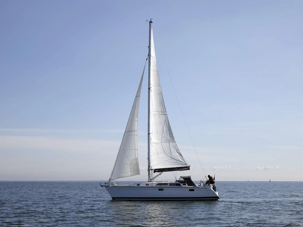 Hunter 33.5