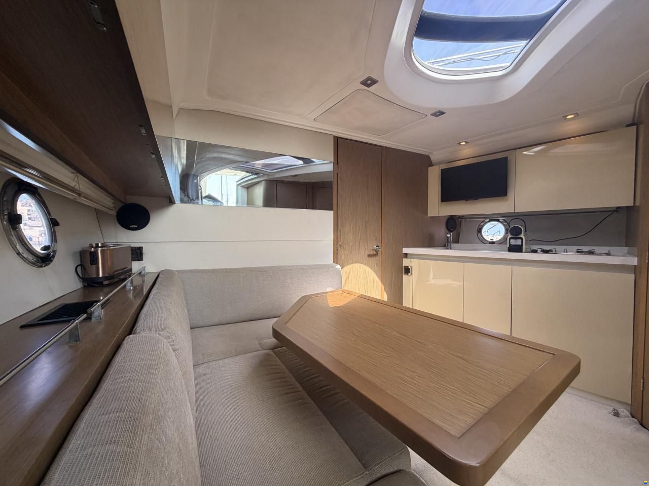 Beneteau GRAN TURISMO 38