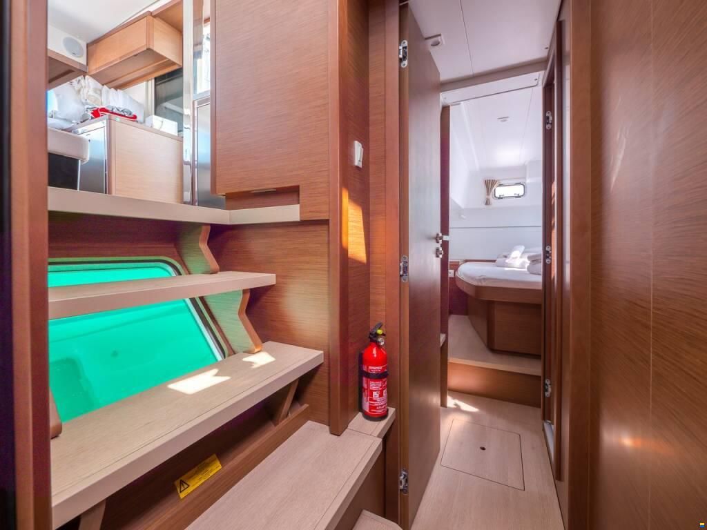 Lagoon 40 A/C