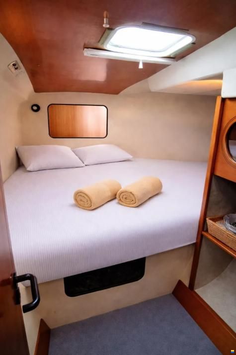Fountaine Pajot Tobago 35