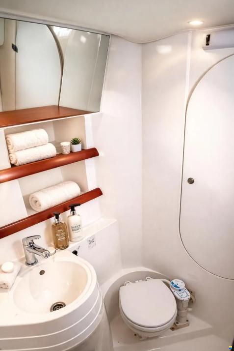 Fountaine Pajot Tobago 35