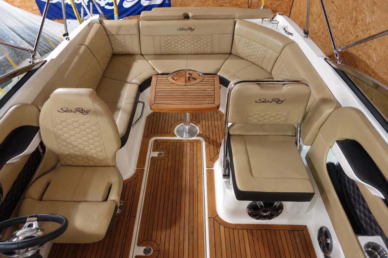 Sea Ray 250 Sunsport & Trailer (1. Hand)