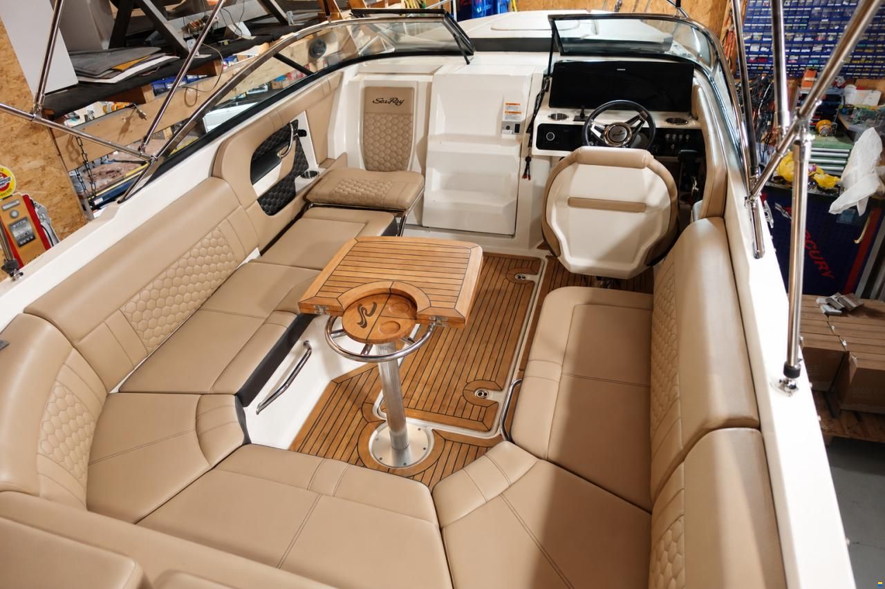 Sea Ray 250 Sunsport & Trailer (1. Hand)