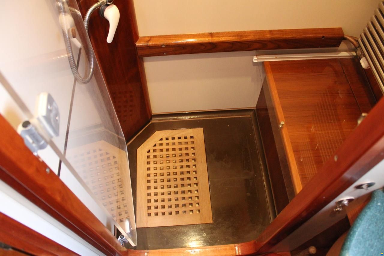 Apreamare 11m semi cabinato