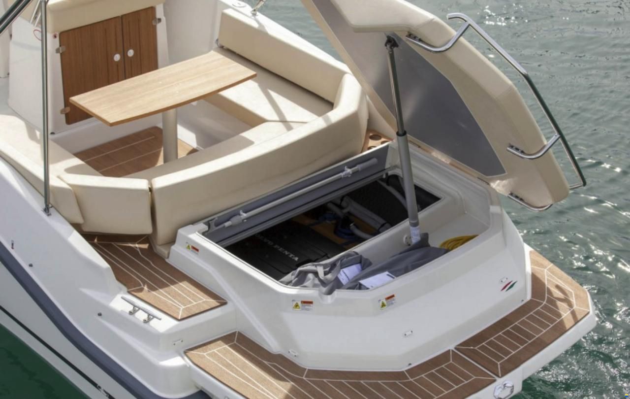Cranchi Endurance 27