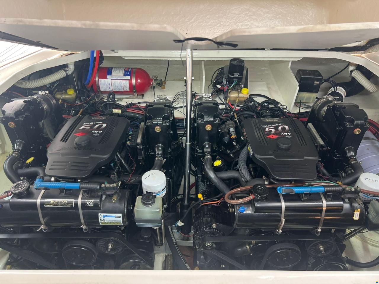 Sea Ray 325 Sundancer