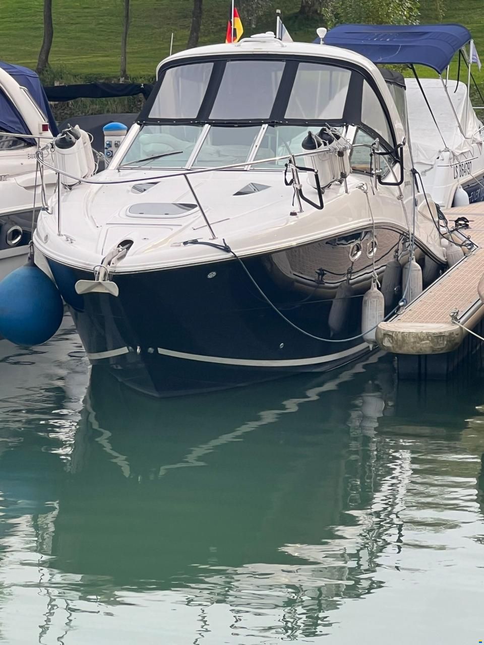 Sea Ray 325 Sundancer