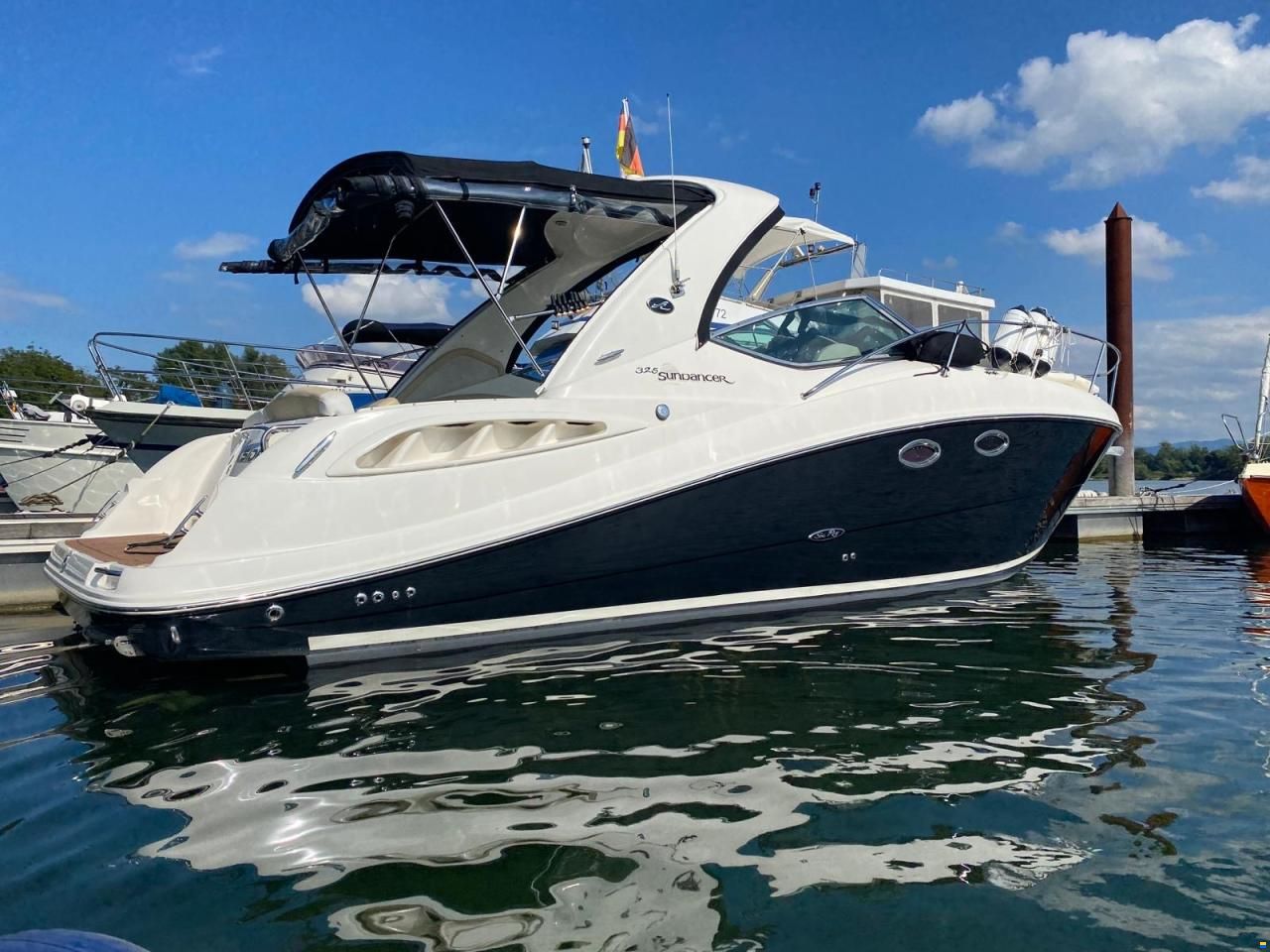 Sea Ray 325 Sundancer