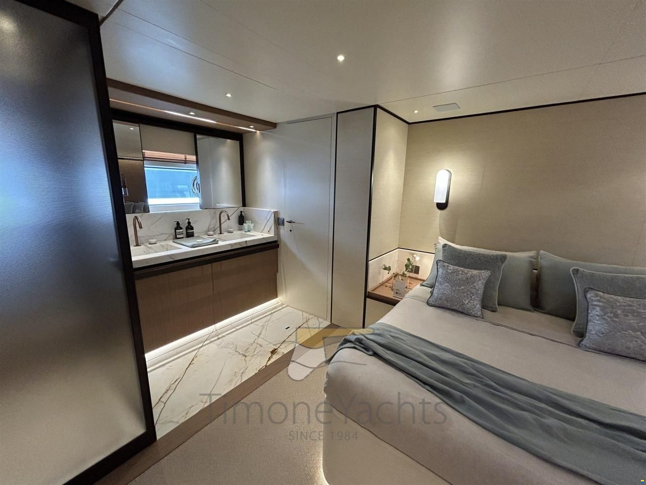 Azimut Seadeck 9