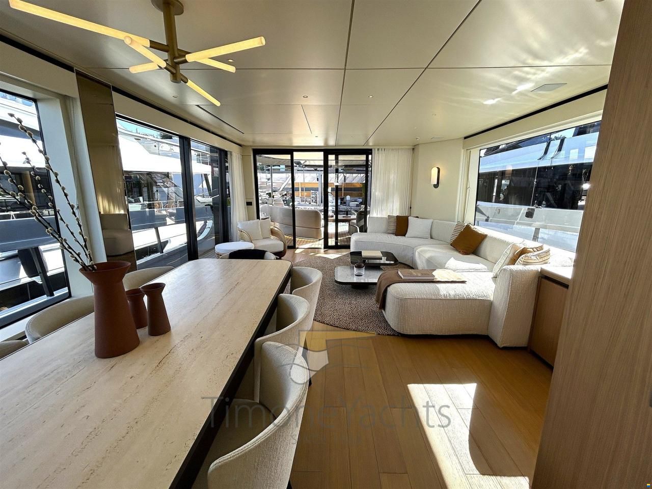 Azimut Seadeck 9