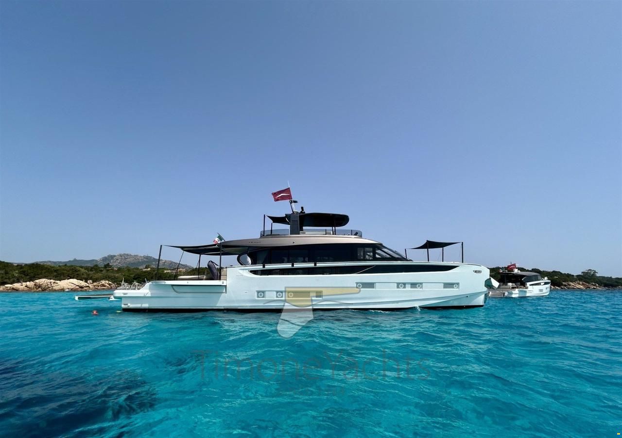 Azimut Seadeck 9
