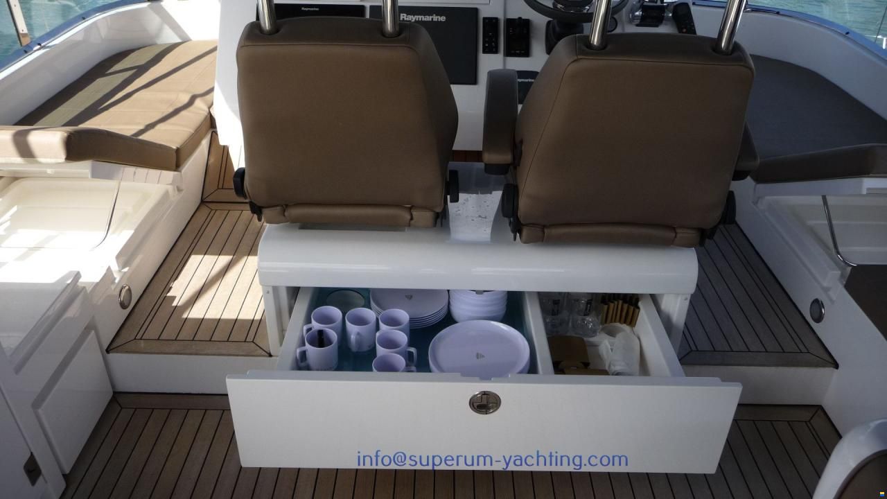 Fairline Squadron 65