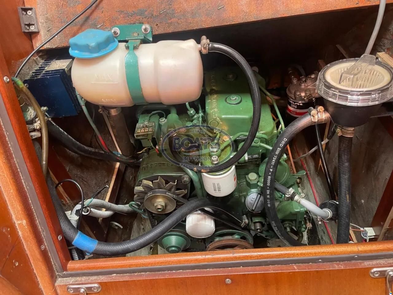 Bavaria 300