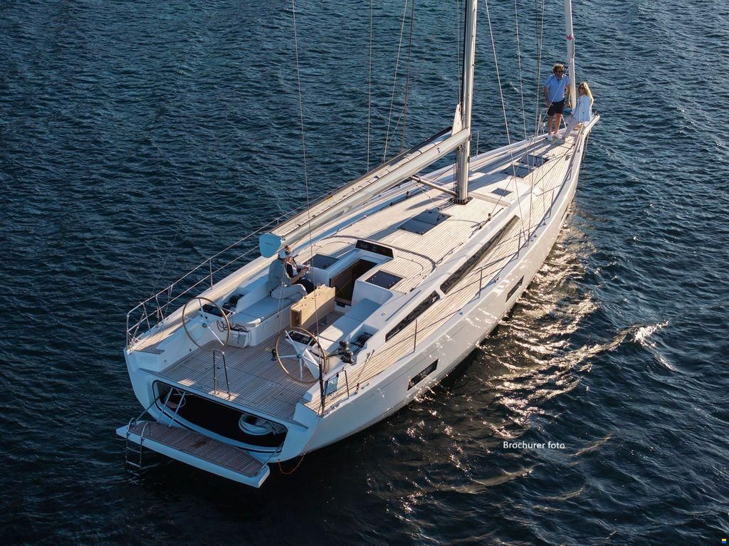 X-Yachts 4.9